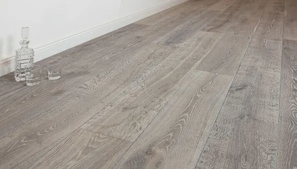 Positano hardwood board