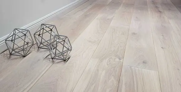 St. Moritz hardwood board