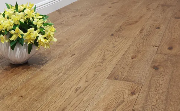 Luisa hardwood board